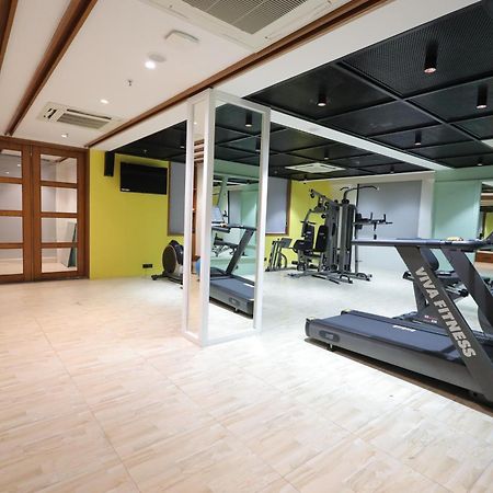 Ramada Encore By Wyndham Viramgam Esterno foto