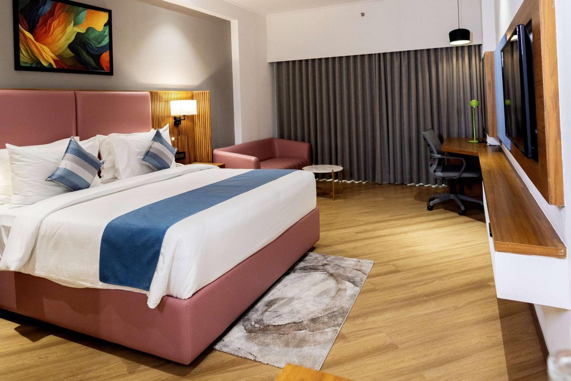 Ramada Encore By Wyndham Viramgam Esterno foto