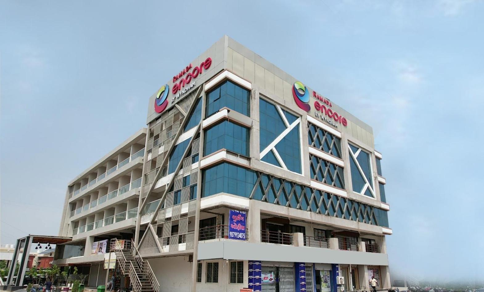 Ramada Encore By Wyndham Viramgam Esterno foto
