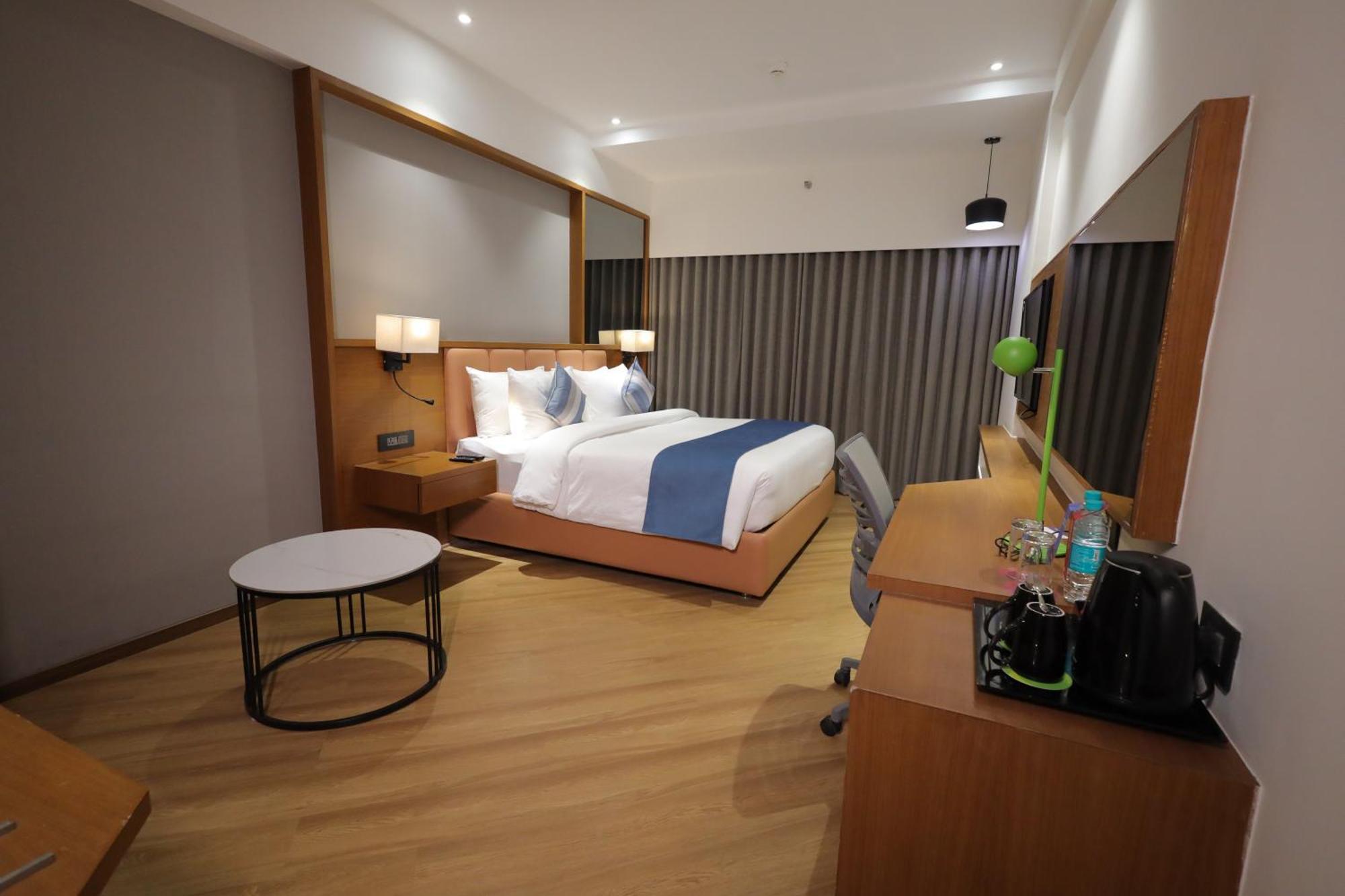 Ramada Encore By Wyndham Viramgam Esterno foto