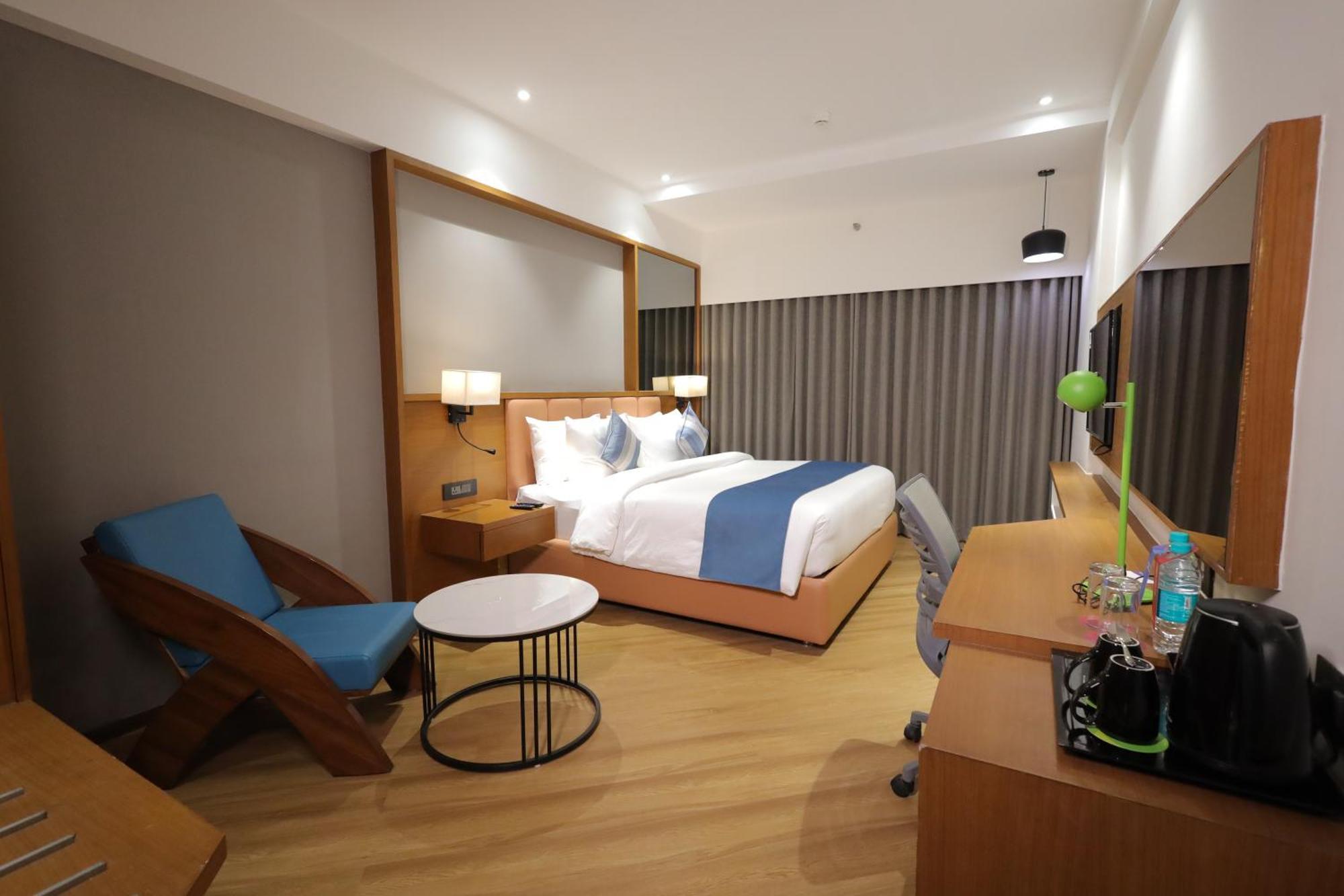 Ramada Encore By Wyndham Viramgam Esterno foto